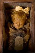 Watch National Geographic: The Girl in the Glass Casket Tvmuse